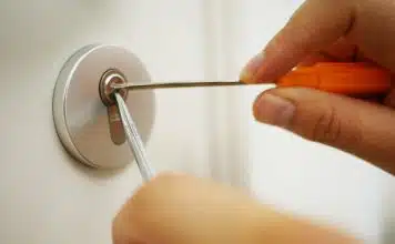 Prix d’un serrurier pour ouvrir une porte : combien ça coûte ? locksmith, open the door, to open