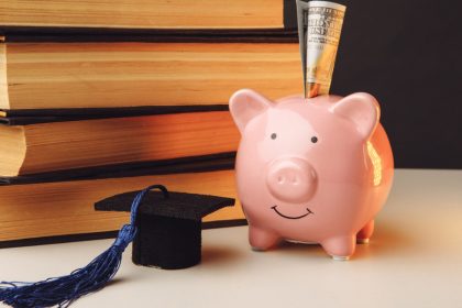 Financer ses études en Bretagne : Le guide complet du prêt étudiant